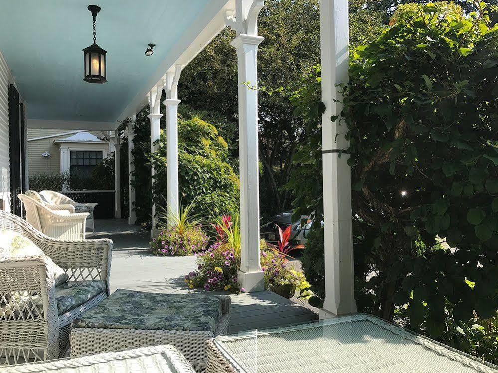 La Farge Perry House Bed & Breakfast Newport Exterior photo
