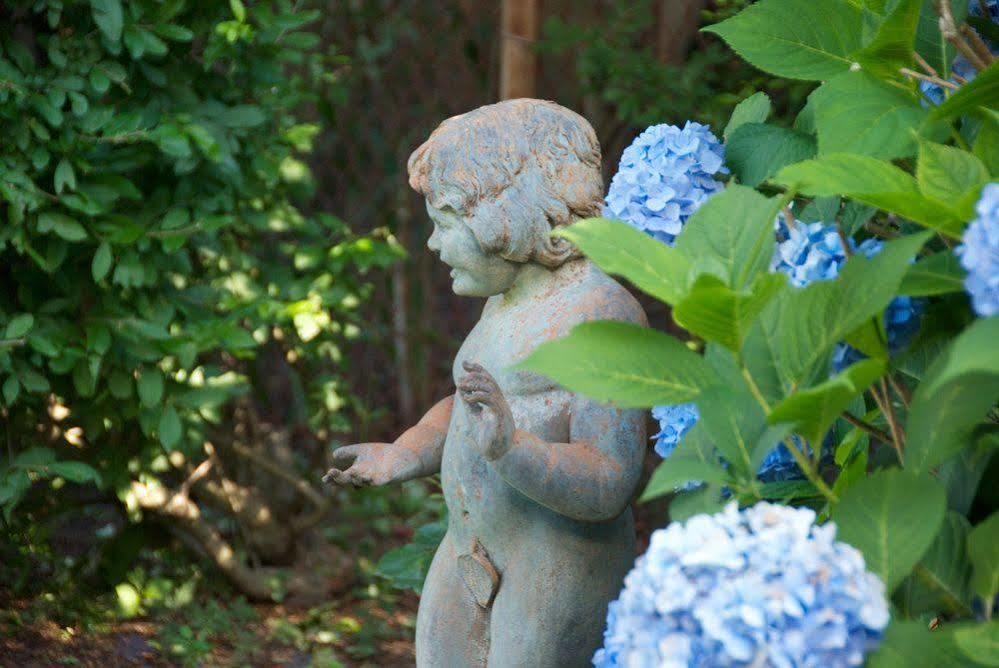 La Farge Perry House Bed & Breakfast Newport Exterior photo