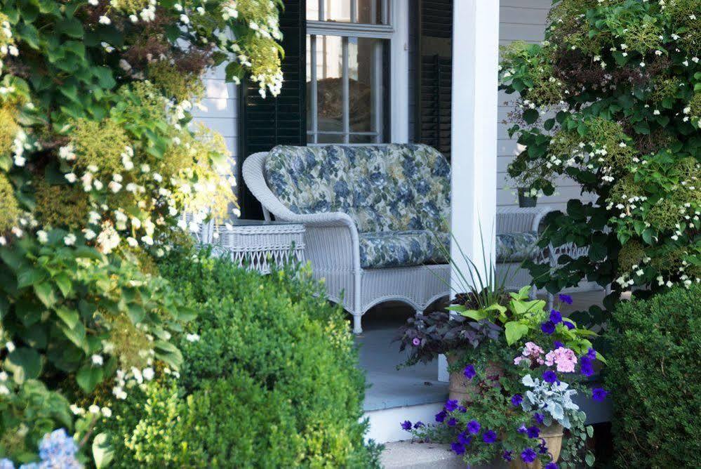La Farge Perry House Bed & Breakfast Newport Exterior photo